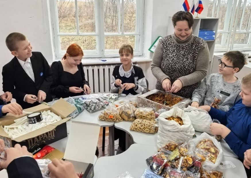 Добрая традиция заботы о тех, кто служит Родине.